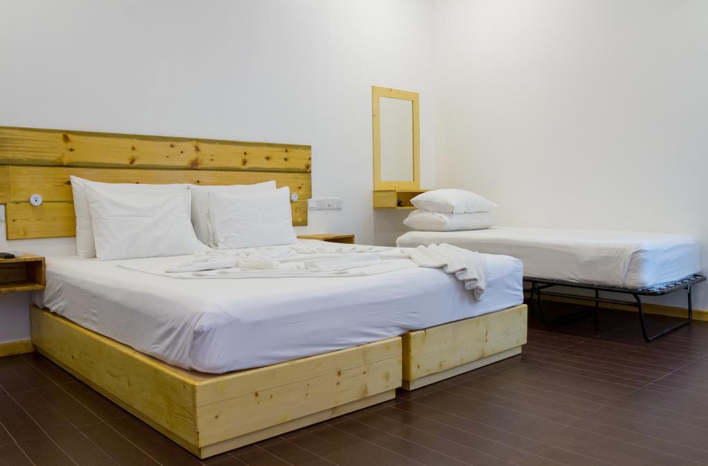 Royal Pearl Inn Maafushi Eksteriør bilde