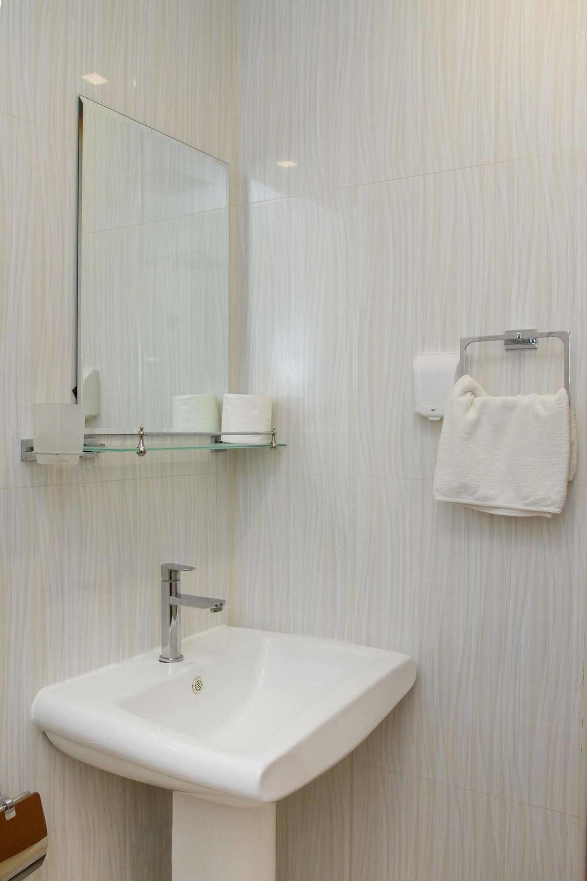 Royal Pearl Inn Maafushi Eksteriør bilde
