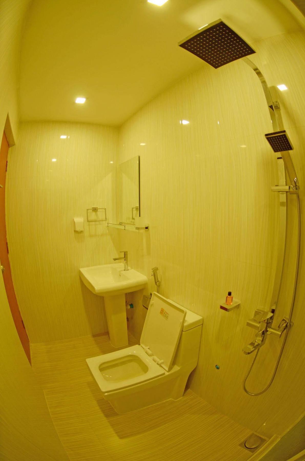 Royal Pearl Inn Maafushi Eksteriør bilde