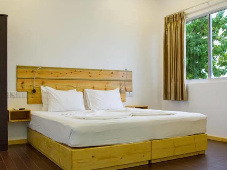 Royal Pearl Inn Maafushi Eksteriør bilde